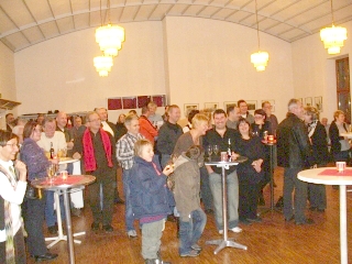 Zuhörer im MC-Heim Zuhörer im MC-Heim